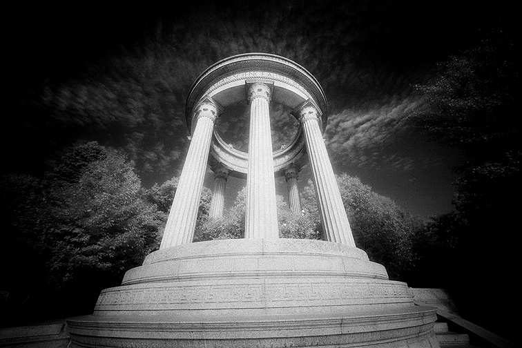 Mt Auburn - by chuckv