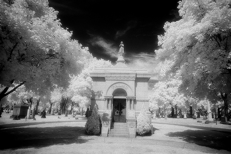 Mt Elliot - by chuckv