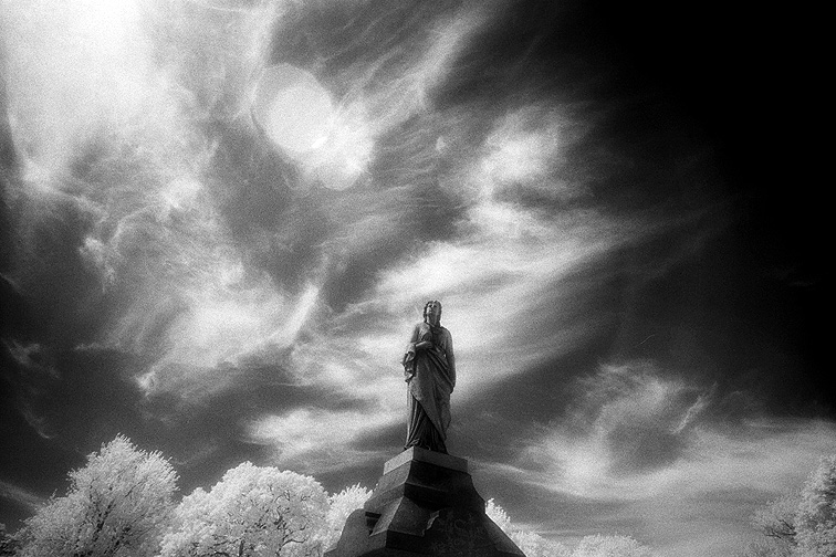Mt Elliot - by chuckv