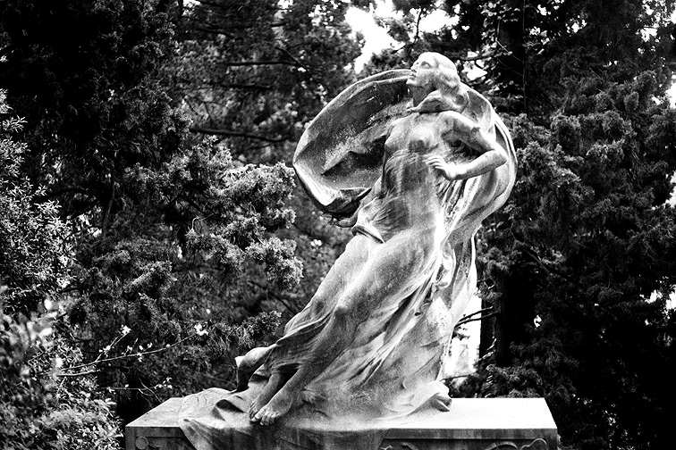 Staglieno B&W - by chuckv