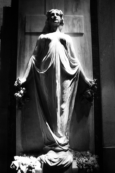 Staglieno B&W - by chuckv