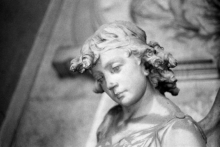 Staglieno B&W - by chuckv