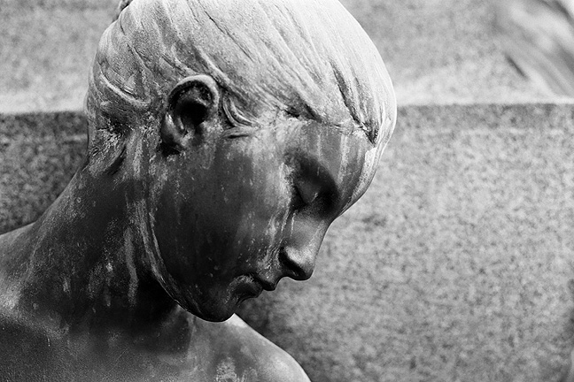 Pere Lachaise - by chuckv