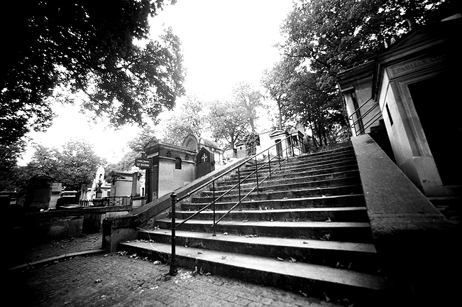 Montmartre - by chuckv