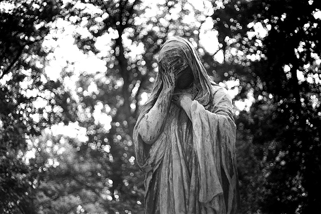 Pere Lachaise - by chuckv
