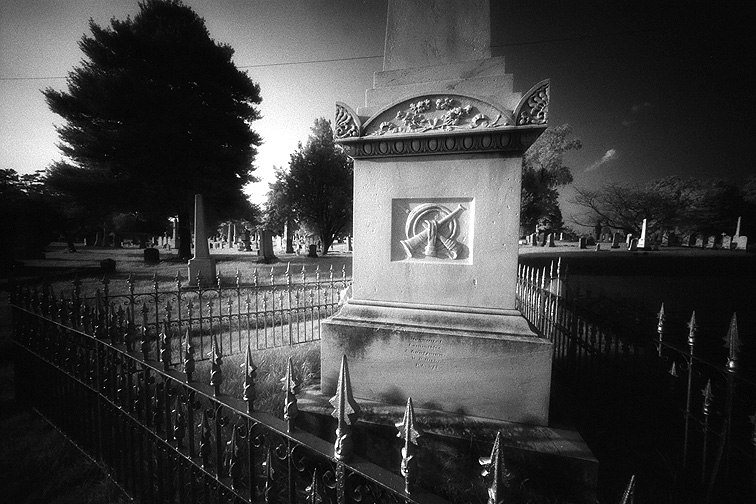 Oakwood - by chuckv