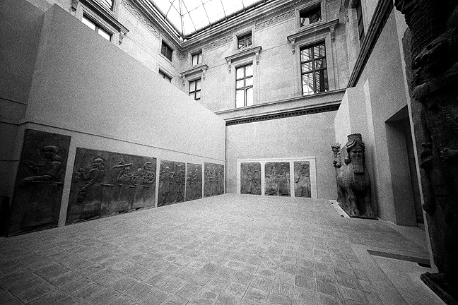 Louvre - by chuckv