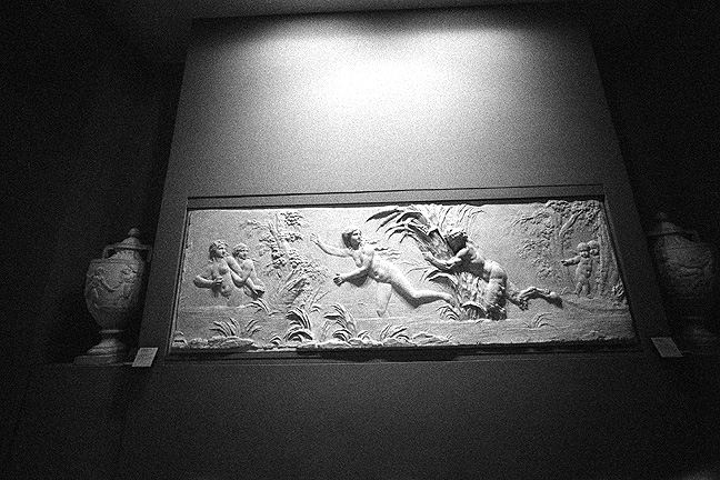Louvre - by chuckv