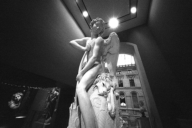 Louvre - by chuckv