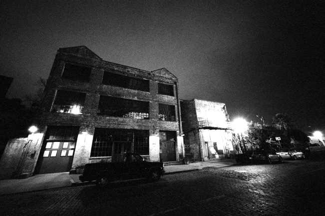 New Orleans Nightscene - by chuckv