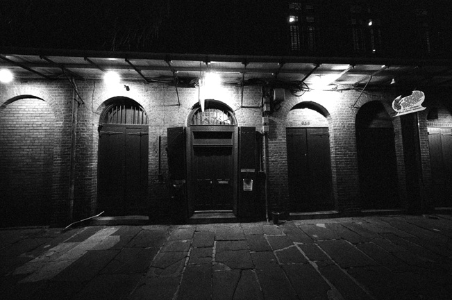 New Orleans Nightscene - by chuckv