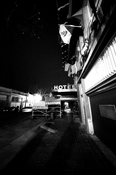 New Orleans Nightscene - by chuckv