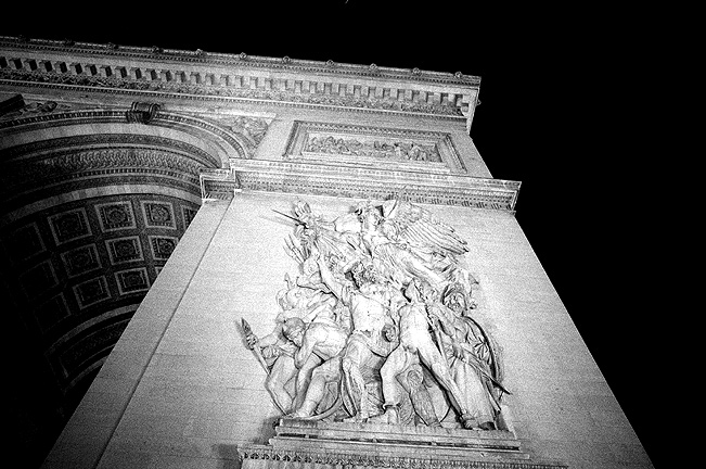 Arc de Triomphe - by chuckv