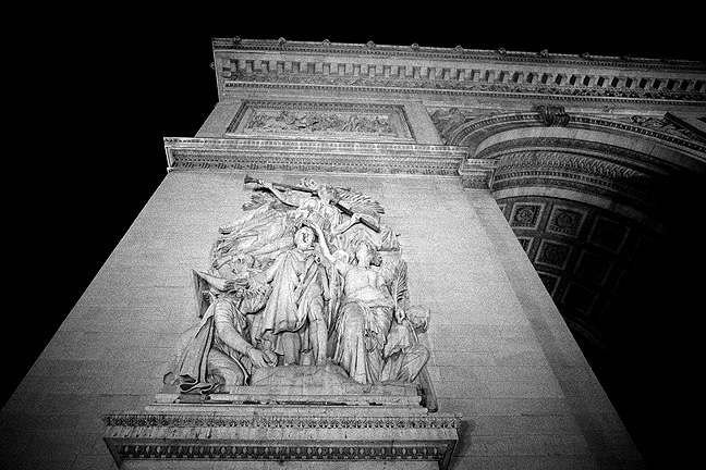 Arc de Triomphe - by chuckv