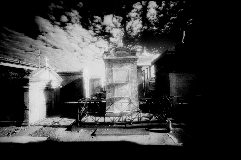St. Louis No 2 - by chuckv