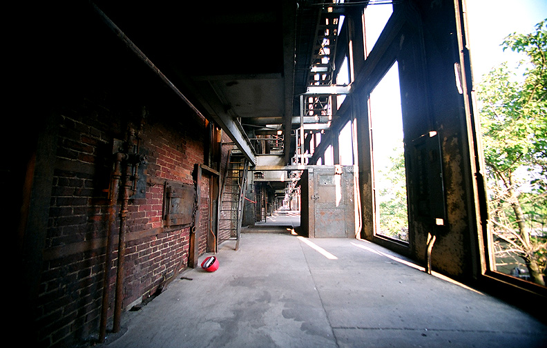 Westport Power Plant - by chuckv